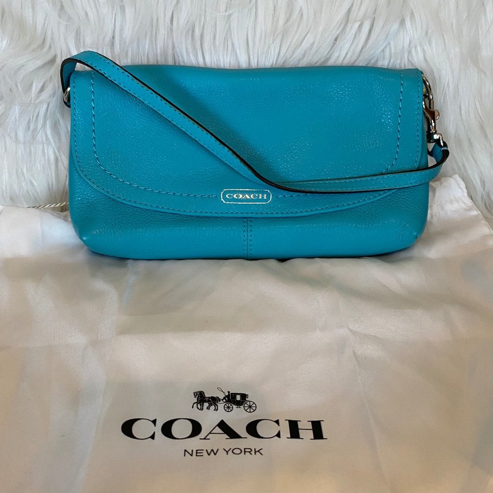Coach Wristlet/Clutch Tiffany Blue